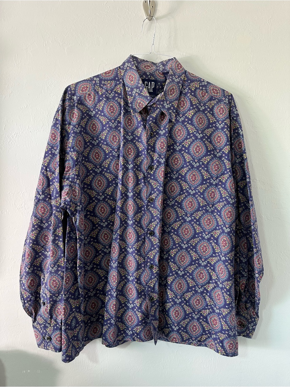 GAP Men's Navy Blue Paisley Button-Down Shirt